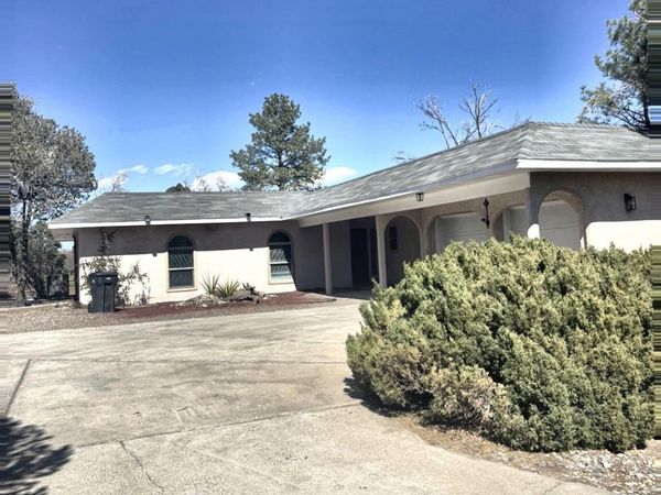 5119 Justin Drive NW, Albuquerque, NM 87114