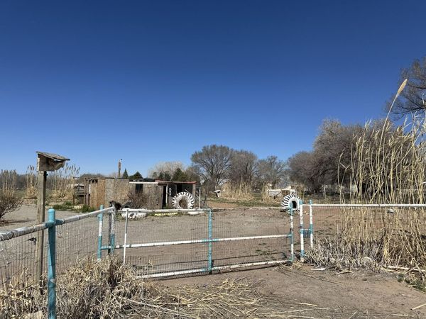 310 El Cerro Loop , Los Lunas, NM 87031