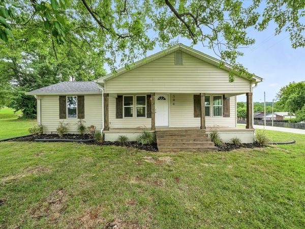304 Airport Rd, Livingston, TN 38570