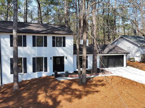 5112 Rocky Glen, Stone Mountain, GA 30088