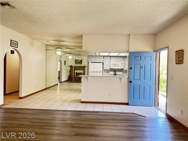 1406 Santa Margarita Street, Unit G, Las Vegas, NV 89146