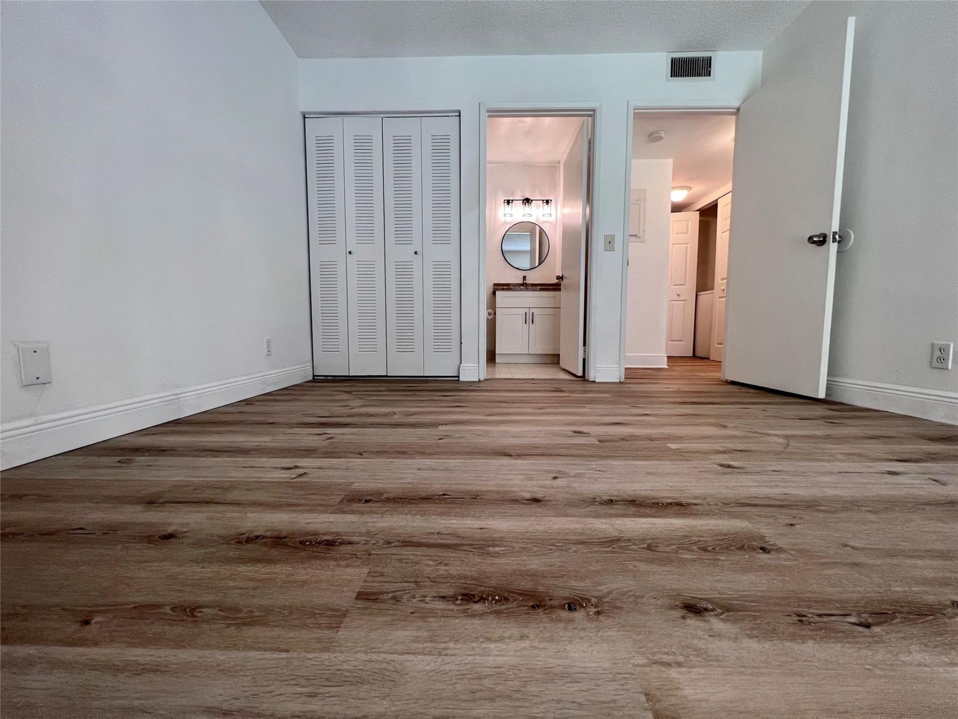 1013 Meadows Cir, Unit 1013, Boynton Beach, FL 33436 Photo