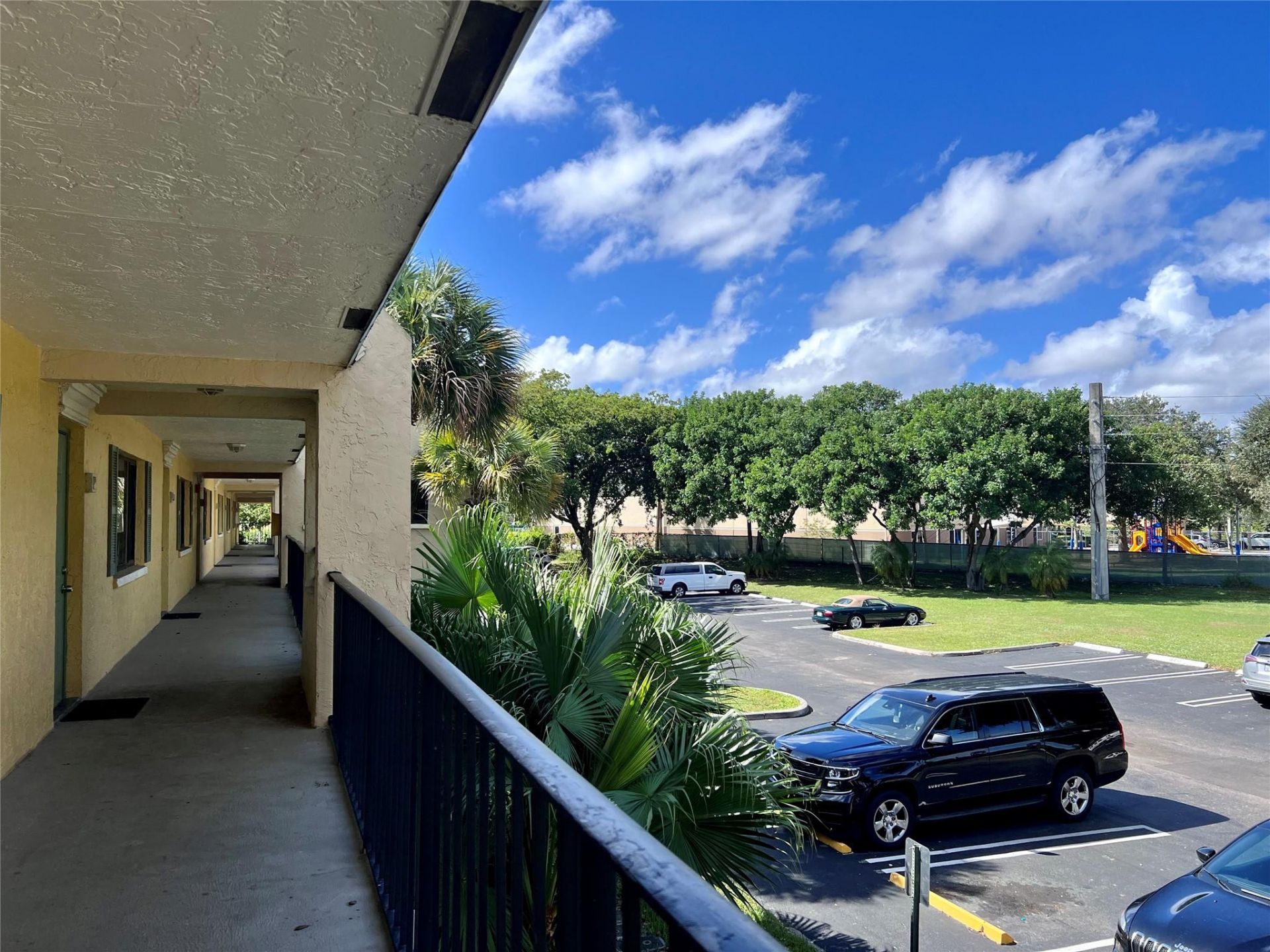 1013 Meadows Cir, Unit 1013, Boynton Beach, FL 33436 Photo