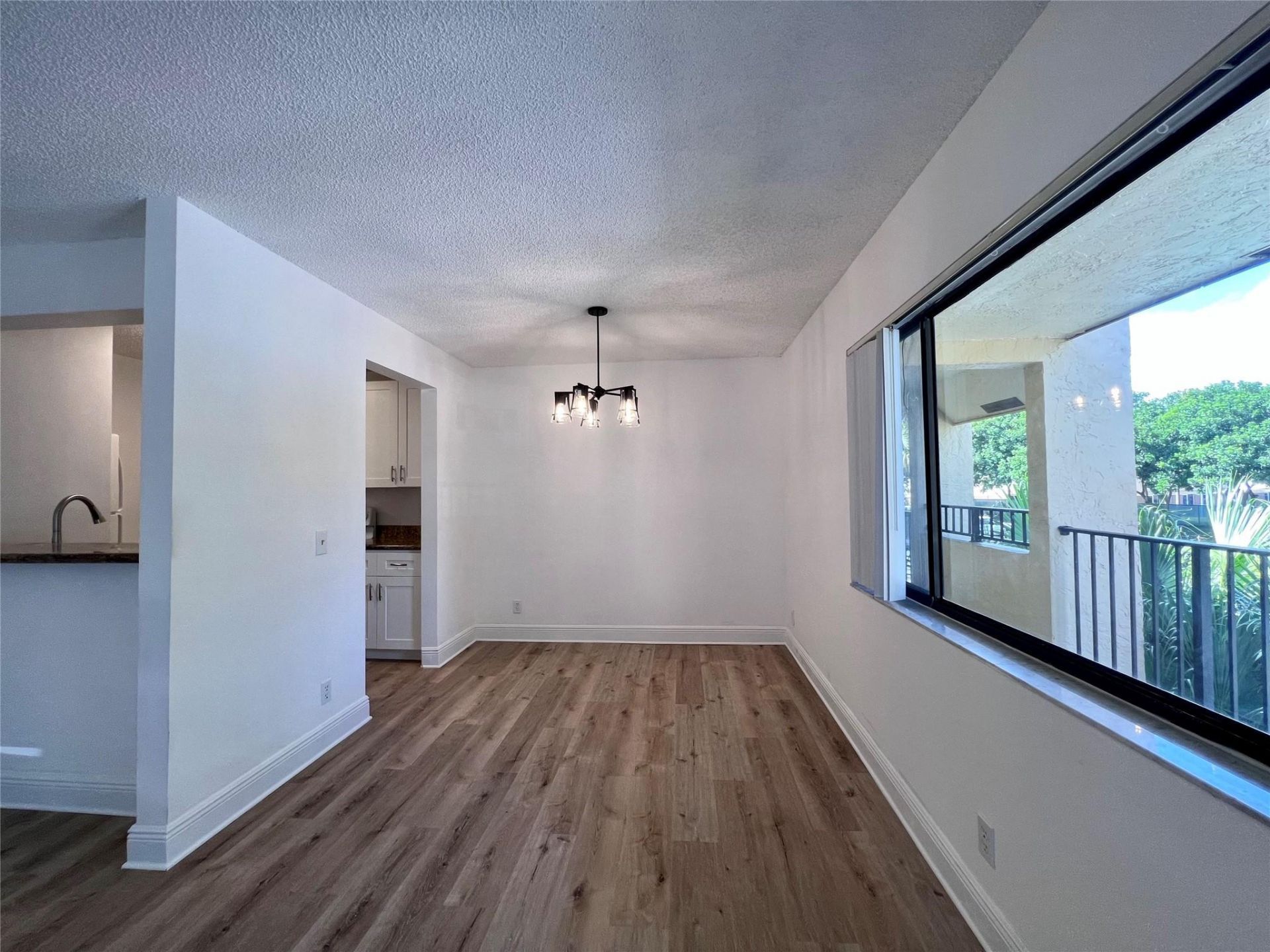 1013 Meadows Cir, Unit 1013, Boynton Beach, FL 33436 Photo