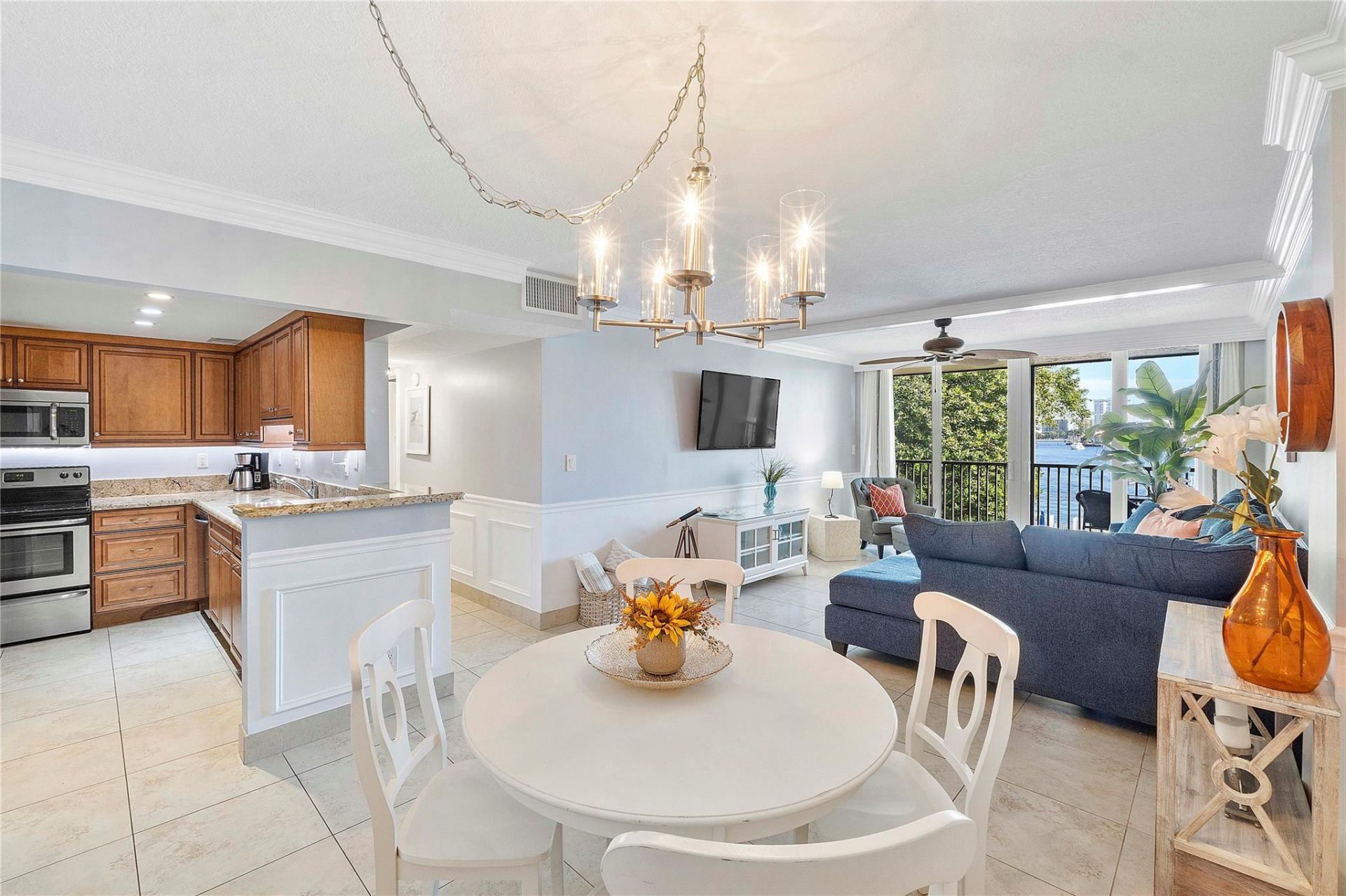 740 S Federal Highway, Unit 315, Pompano Beach, FL 33062 Photo