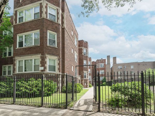 7615 S Kingston Avenue , Unit 2, Chicago, IL 60649