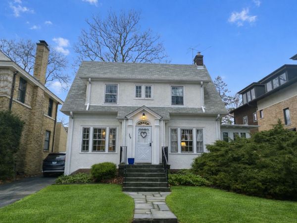 309 Driftwood Lane , Wilmette, IL 60091