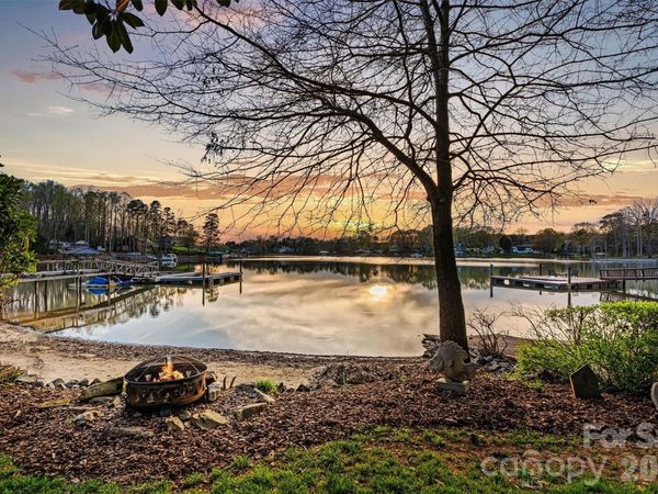 140 Shady Cove Road, Troutman, NC 28166