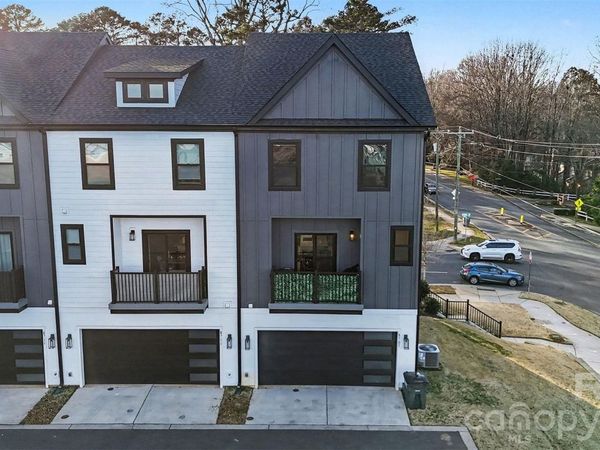 8707 Nolley Court , Charlotte, NC 28270