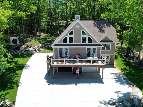 189 Ridgeview Road, Hidden Valley, PA 15502