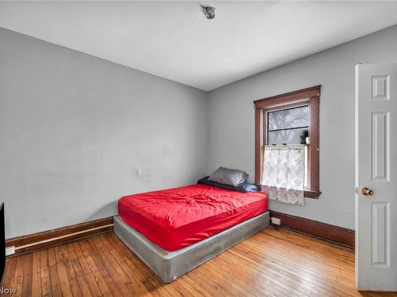 6904 Lawn Avenue, Cleveland, OH 44102 Photo 33