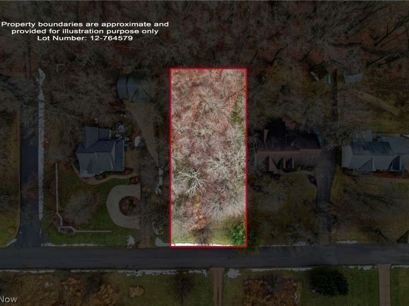 Lakeview Drive, Hubbard, OH 44425 Photo 1