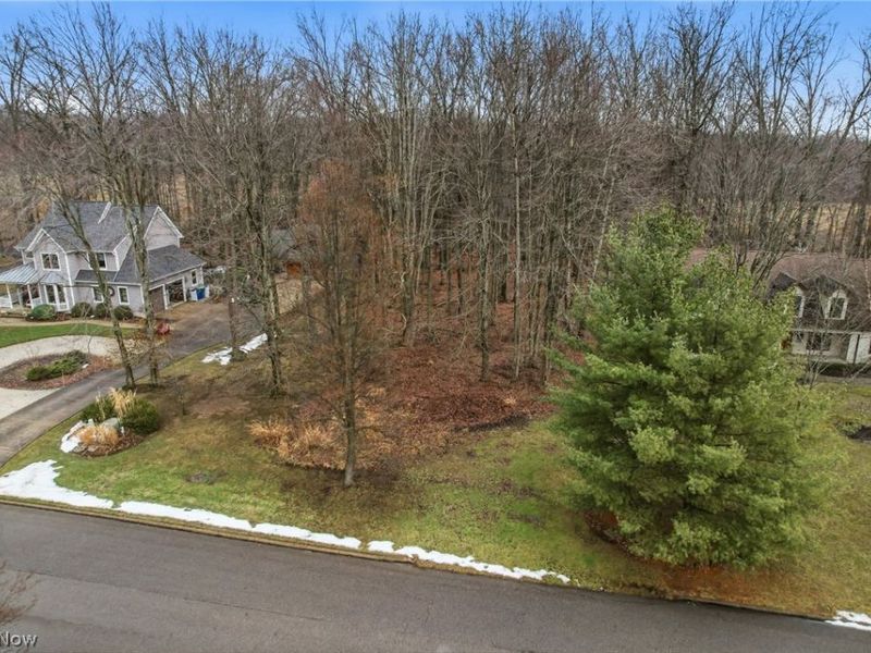 Lakeview Drive, Hubbard, OH 44425 Photo 3