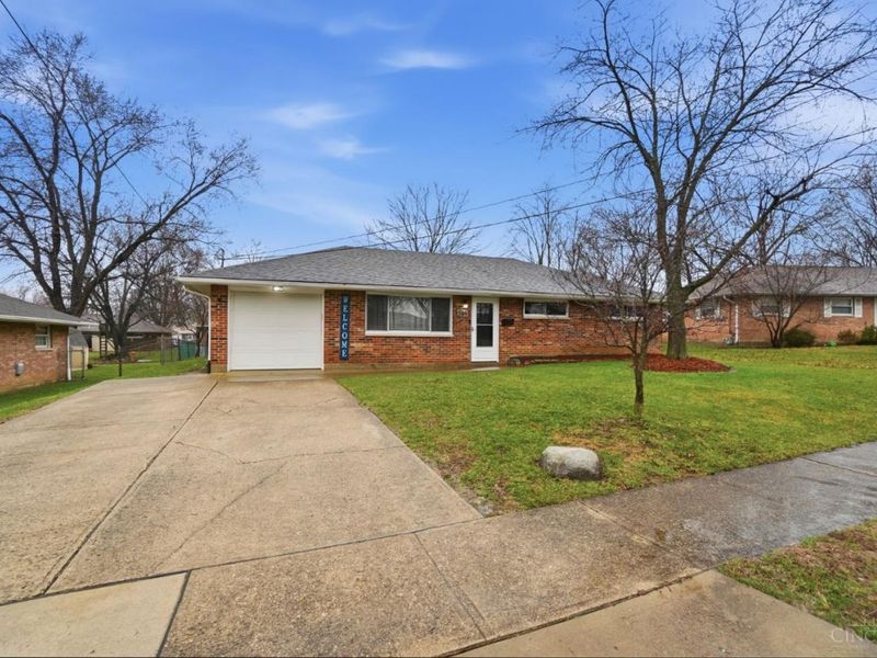 309 Virginia Court, Lebanon, OH 45036 Photo 2