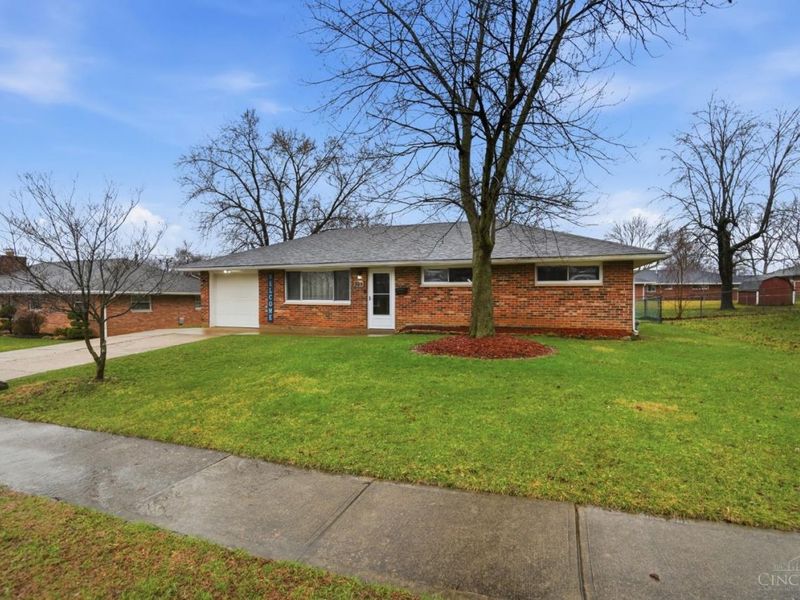 309 Virginia Court, Lebanon, OH 45036 Photo 3