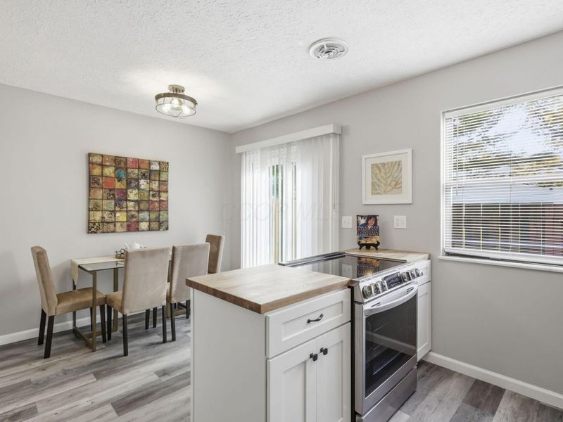 717 Alta View Court , Unit 28, Columbus, OH 43085 Photo 10