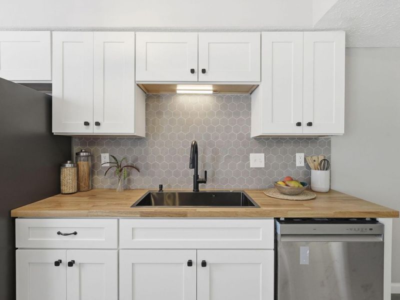 717 Alta View Court , Unit 28, Columbus, OH 43085 Photo 11