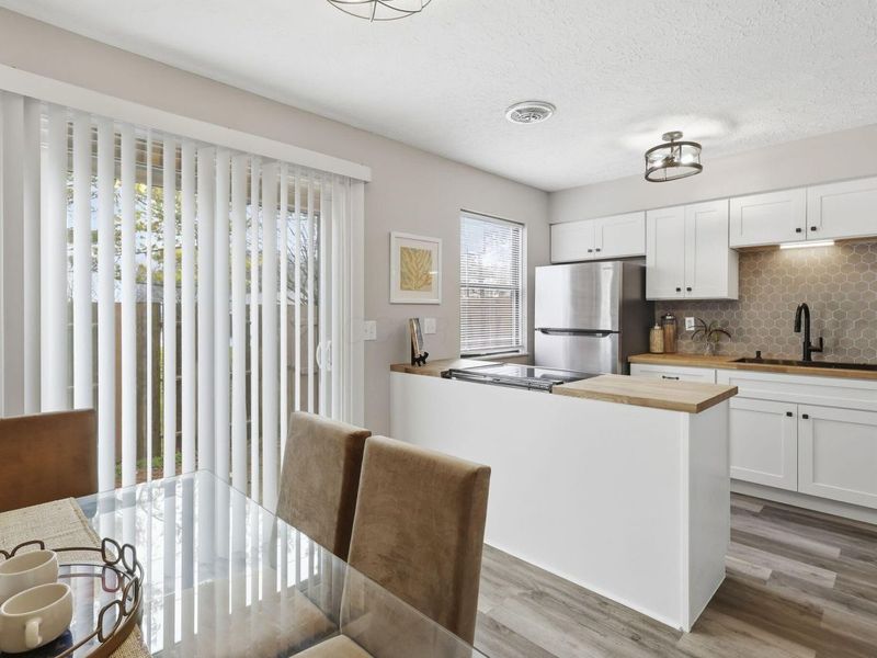 717 Alta View Court , Unit 28, Columbus, OH 43085 Photo 15