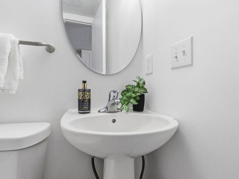 717 Alta View Court , Unit 28, Columbus, OH 43085 Photo 18