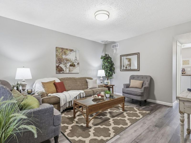 717 Alta View Court , Unit 28, Columbus, OH 43085 Photo 6