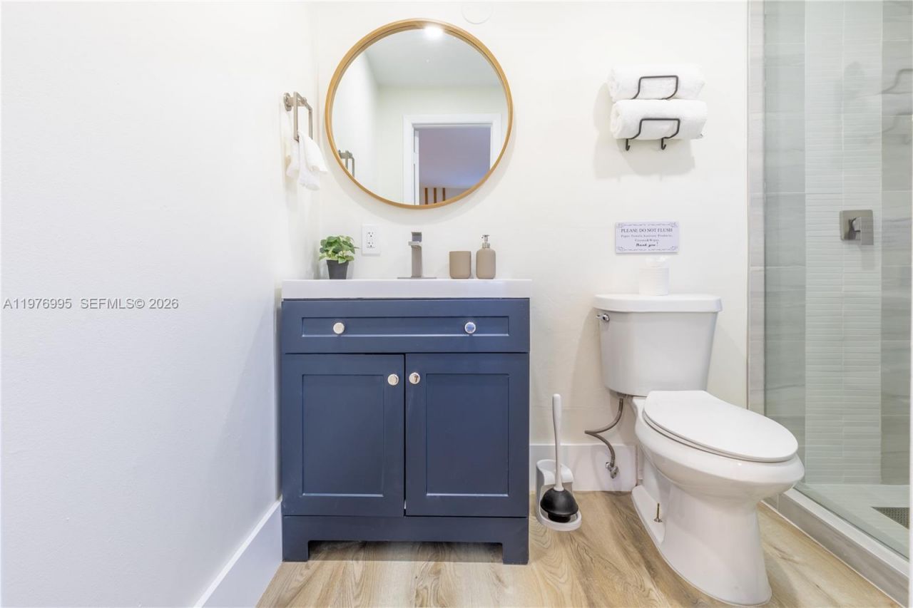 1836 NW 16th Ter , Miami, FL 33125 Photo