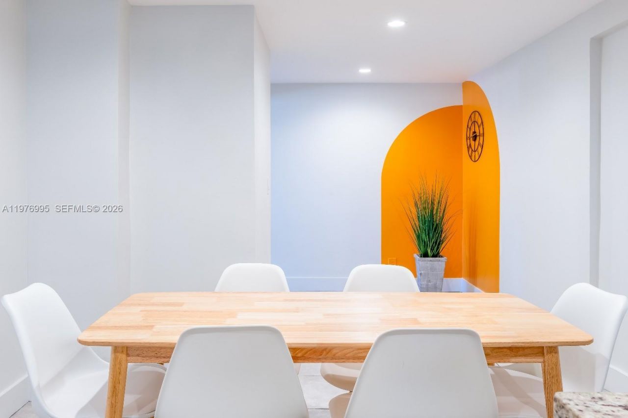 1836 NW 16th Ter , Miami, FL 33125 Photo