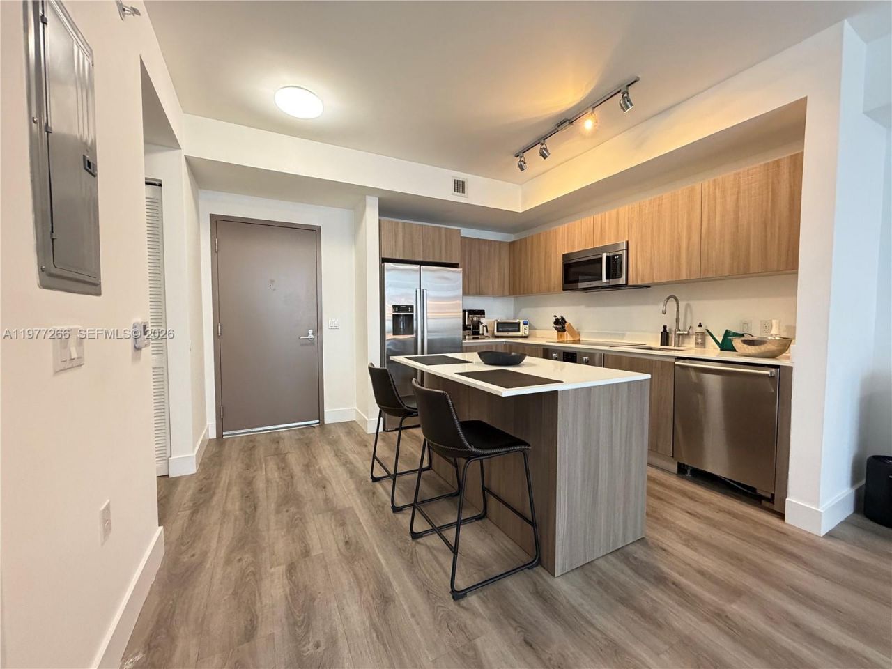 201 SW 17th Rd , Unit 304, Miami, FL 33129 Photo