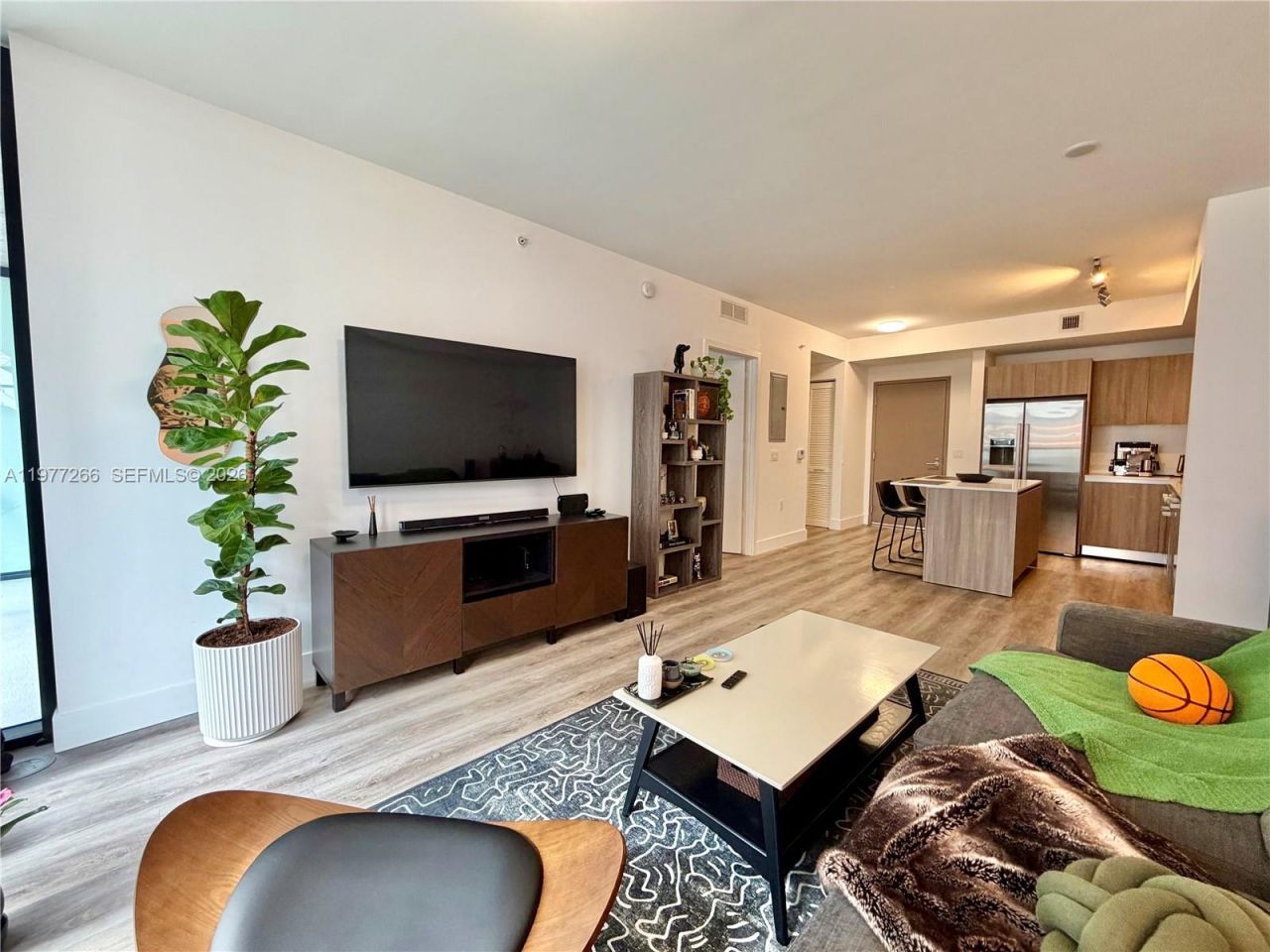 201 SW 17th Rd , Unit 304, Miami, FL 33129 Photo