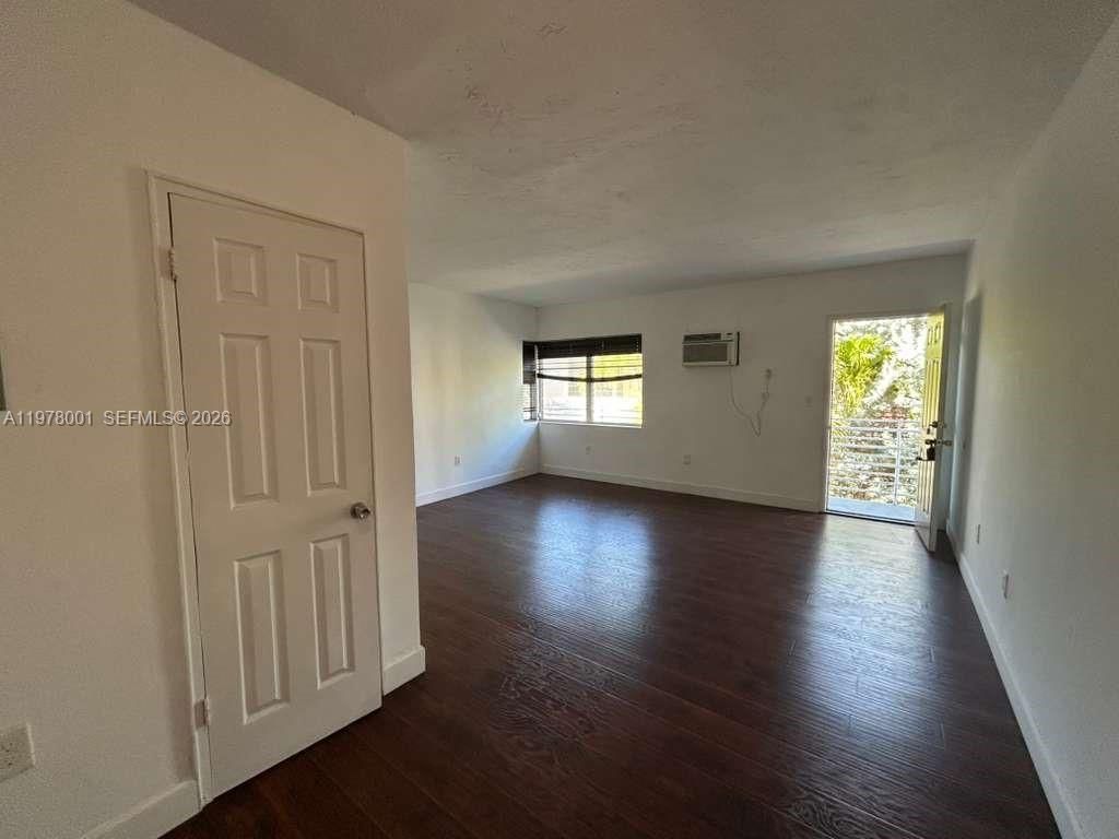 8321 Crespi Blvd, Unit 7, Miami Beach, FL 33141 Photo