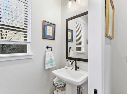 7548 Twin Bridges Ln, Citrus Heights, CA 95610 Photo