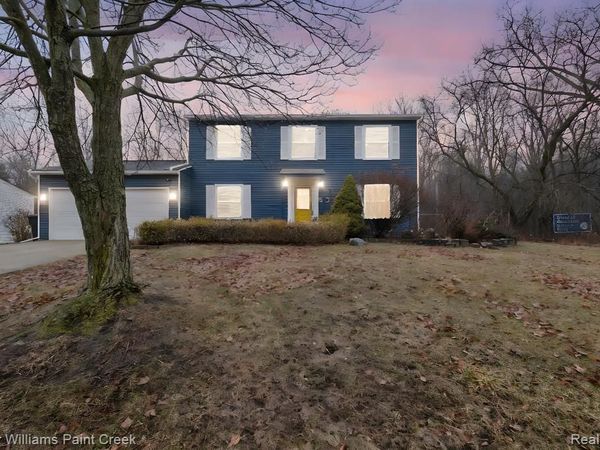 1811 Henbert Road, West Bloomfield Twp, MI 48324