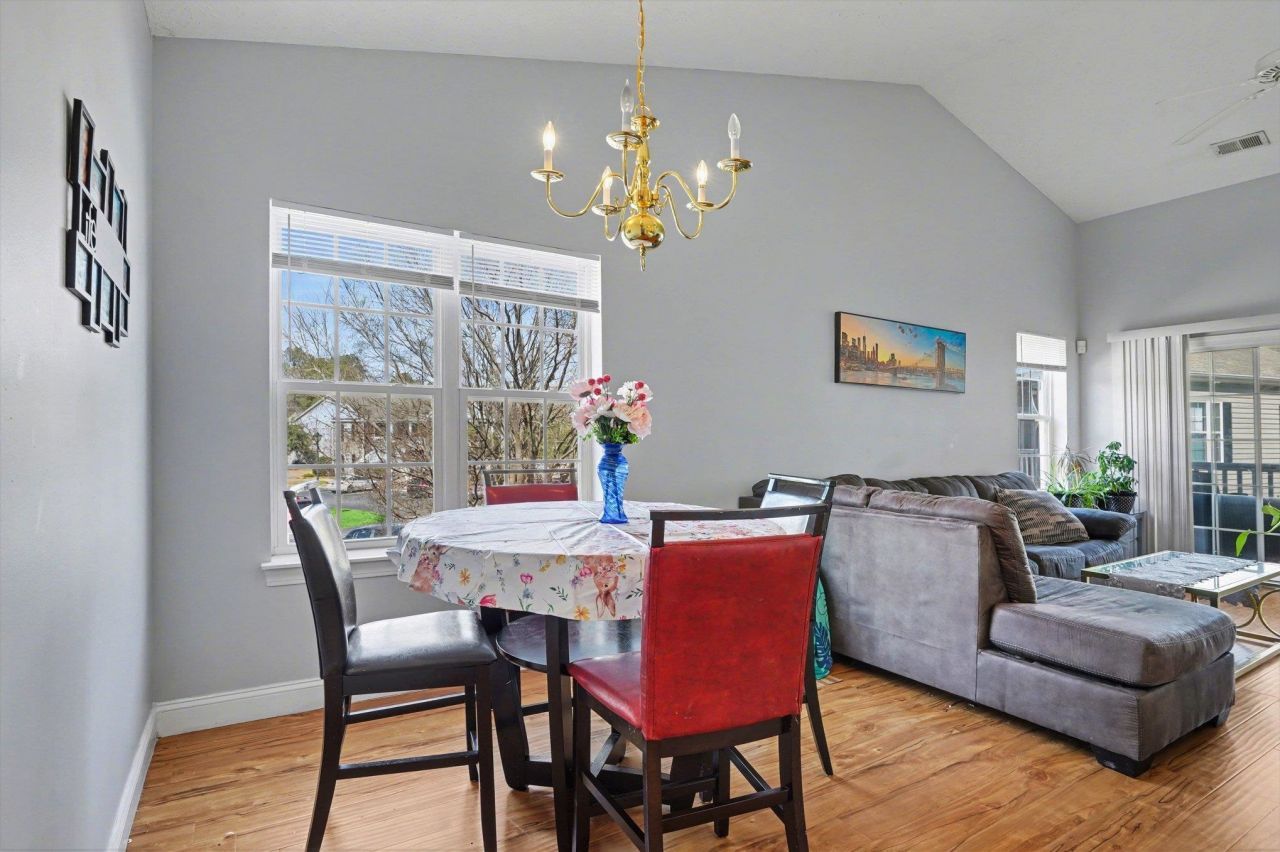 1141 Peace Pipe Pl. Photo 10