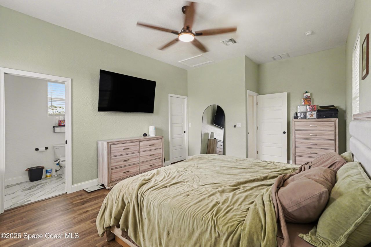 5570 Sanctuary Avenue, Grant, FL 32949 Photo