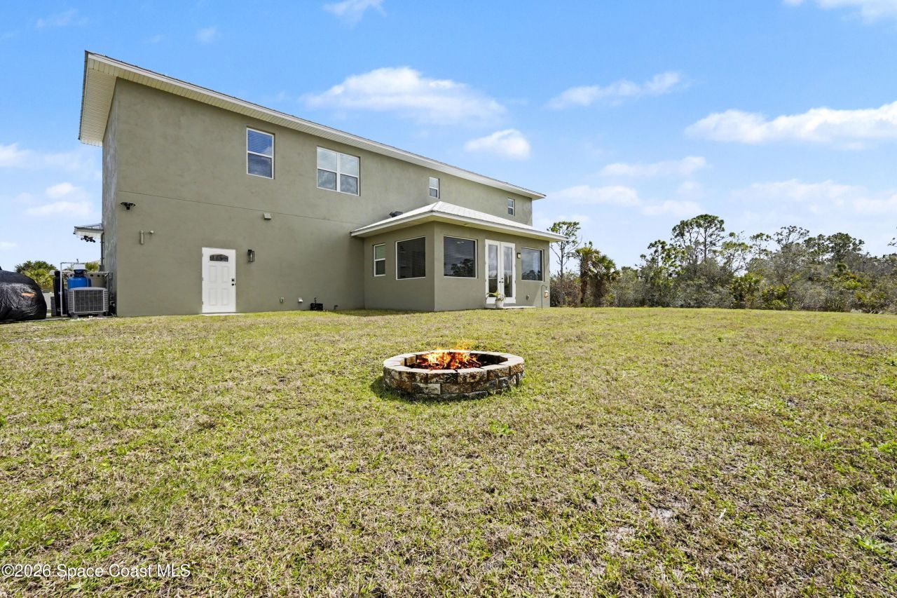5570 Sanctuary Avenue, Grant, FL 32949 Photo