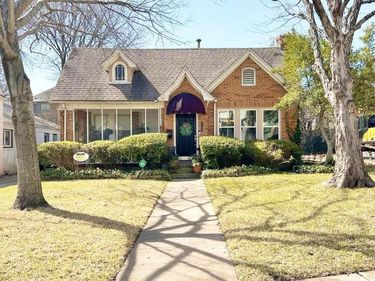 7124 Casa Loma Avenue, Dallas, TX 75214