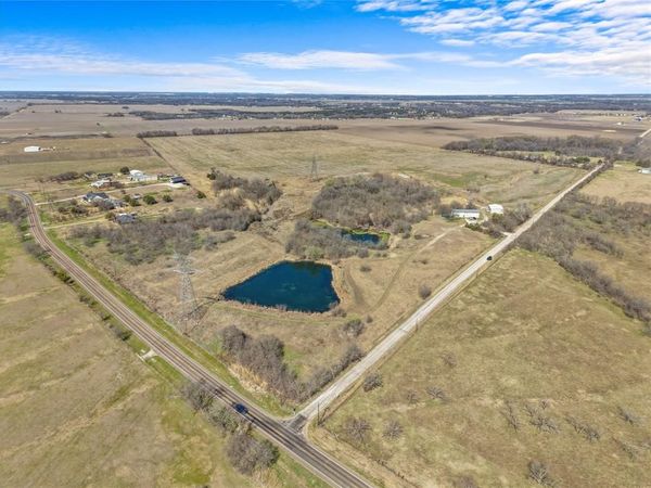 173 Almand Road , Palmer, TX 75152