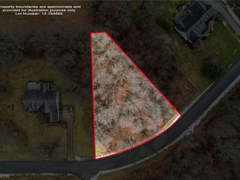 Lakeview Drive, Hubbard, OH 44425 Photo 1