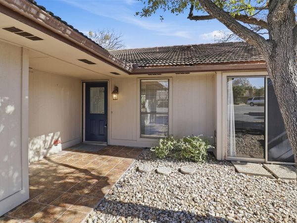 100 Bay Point DR, Unit 3, Horseshoe Bay, TX 78657