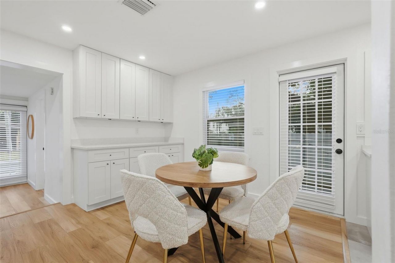 4631 Queensboro Avenue S, Saint Petersburg, FL 33711 Photo