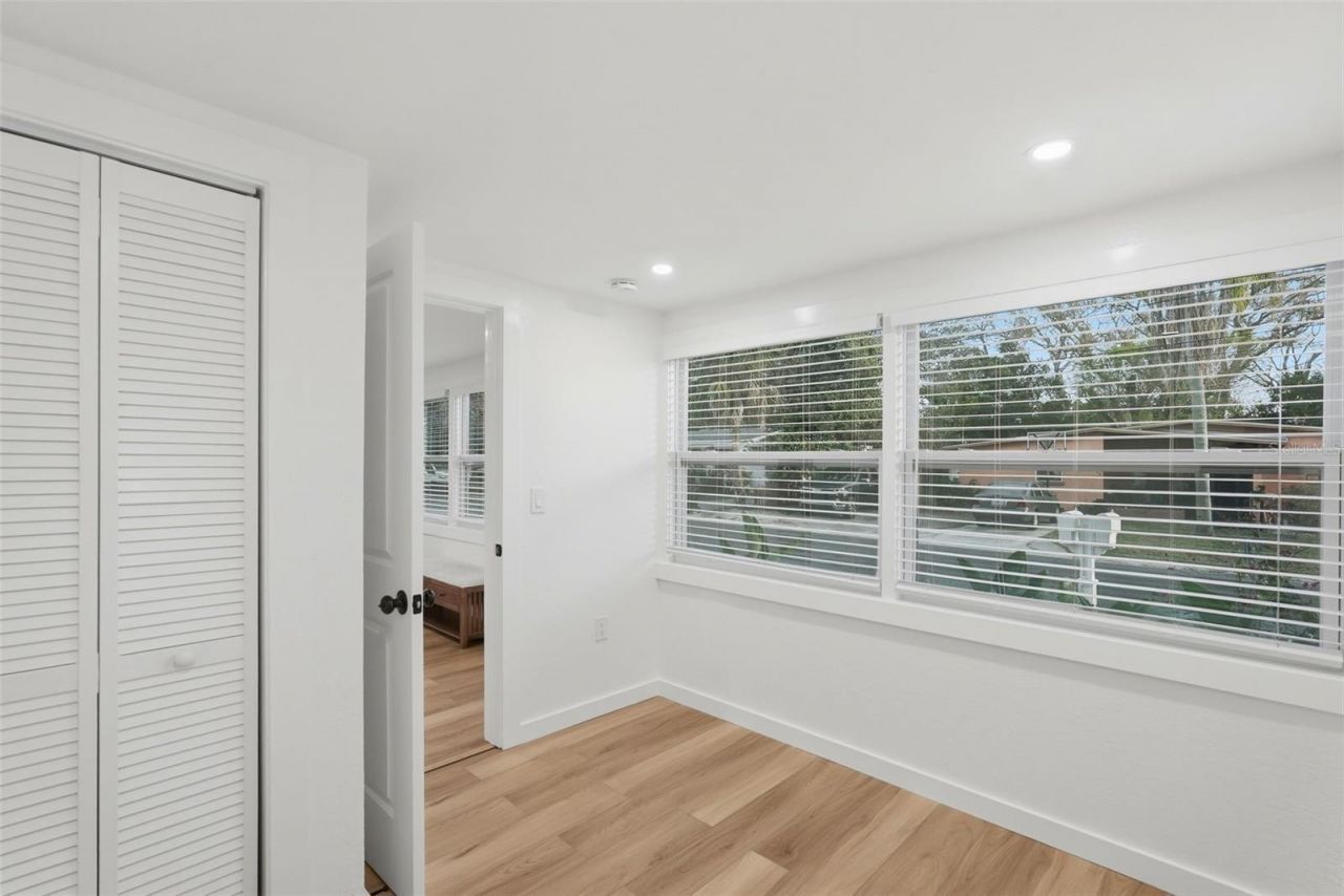 4631 Queensboro Avenue S, Saint Petersburg, FL 33711 Photo