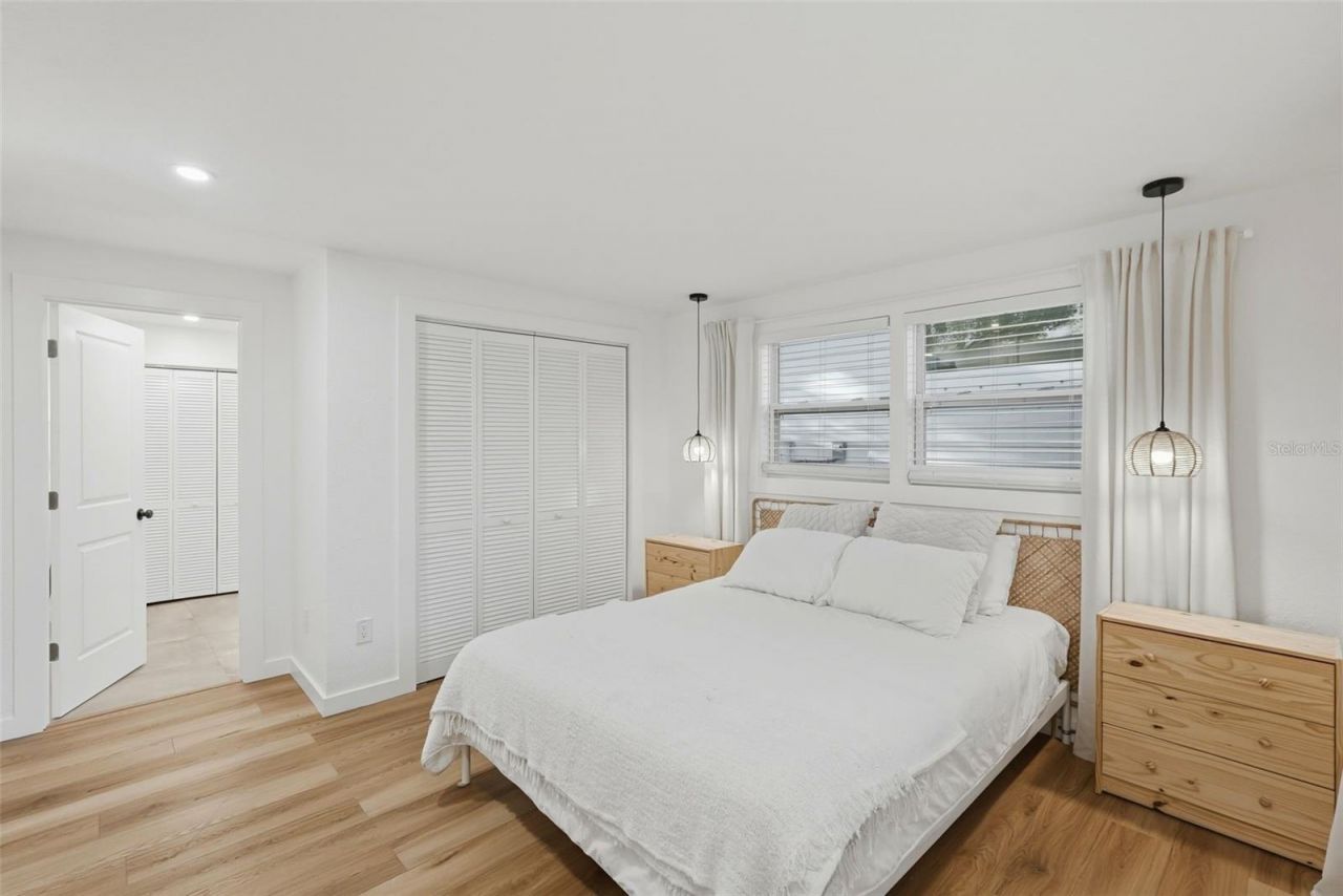 4631 Queensboro Avenue S, Saint Petersburg, FL 33711 Photo