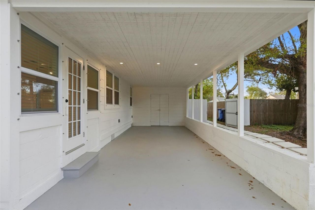 4631 Queensboro Avenue S, Saint Petersburg, FL 33711 Photo