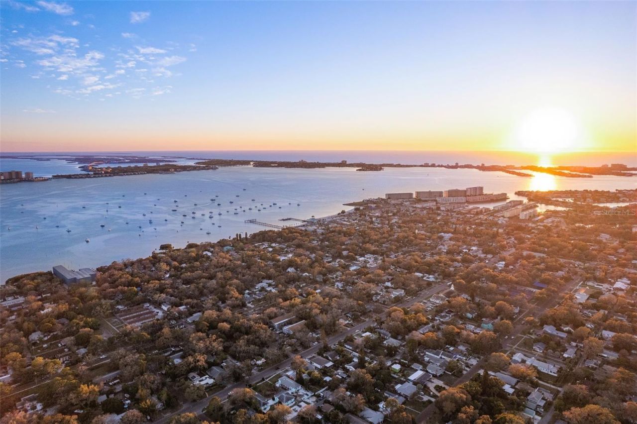 4631 Queensboro Avenue S, Saint Petersburg, FL 33711 Photo