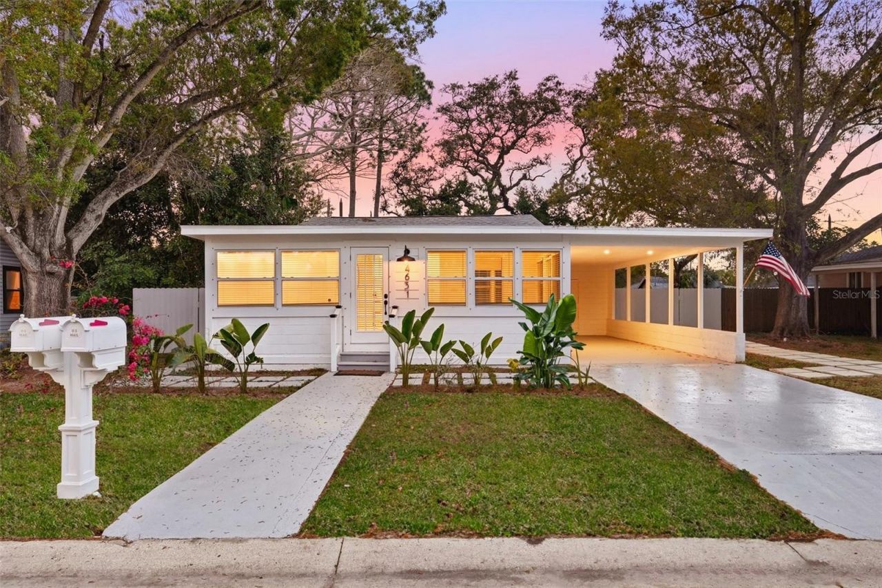 4631 Queensboro Avenue S, Saint Petersburg, FL 33711 Photo