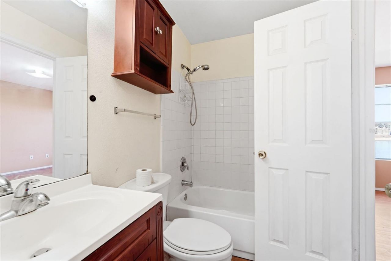 1400 Gandy Boulevard N, Unit 411, Saint Petersburg, FL 33702 Photo