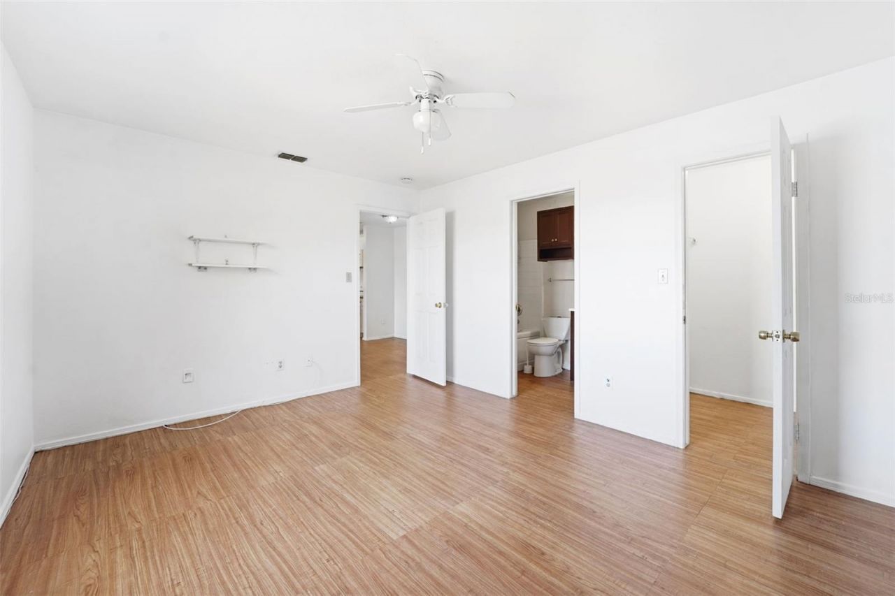 1400 Gandy Boulevard N, Unit 411, Saint Petersburg, FL 33702 Photo