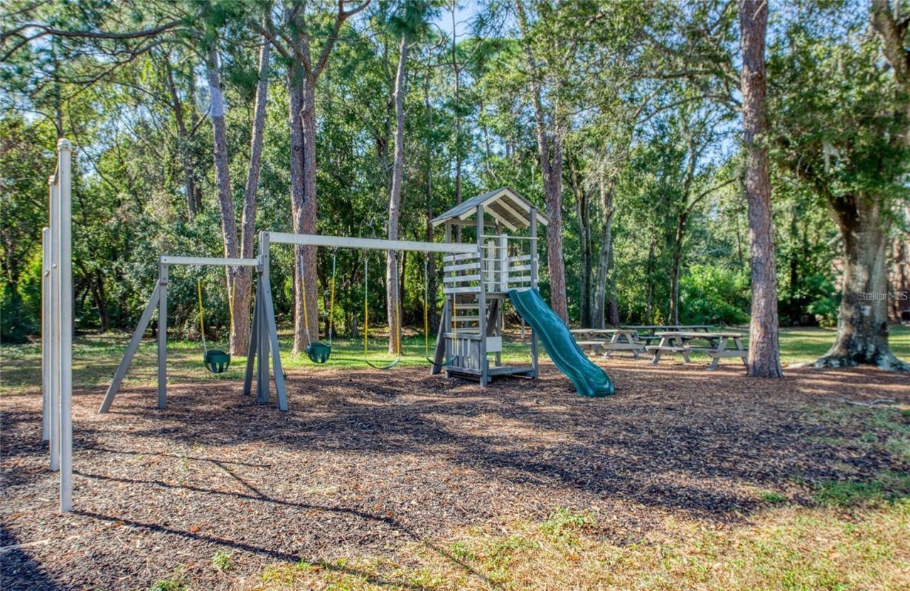 1400 Gandy Boulevard N, Unit 411, Saint Petersburg, FL 33702 Photo