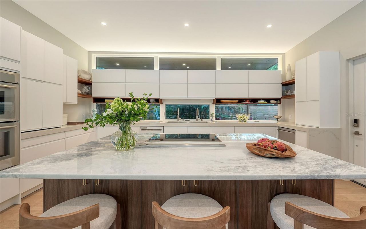 1731 Cunliff Lane, Sarasota, FL 34239 Photo