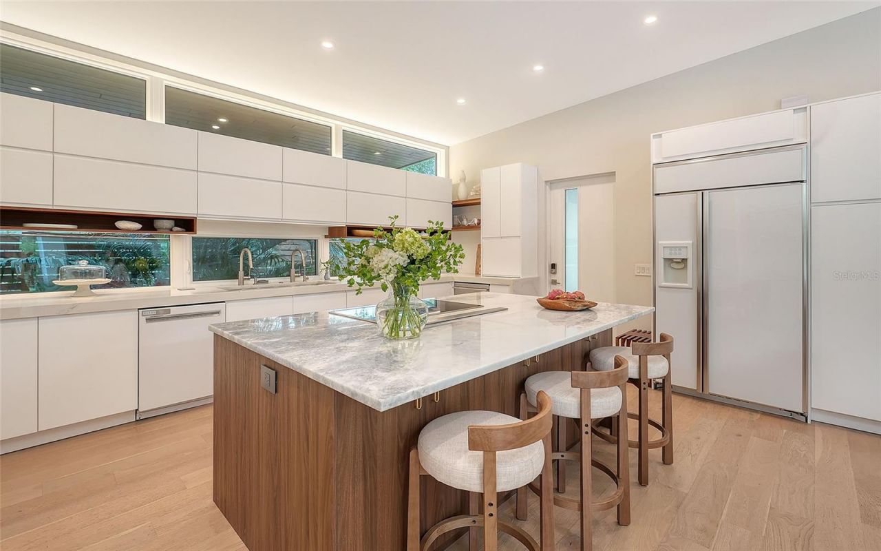 1731 Cunliff Lane, Sarasota, FL 34239 Photo