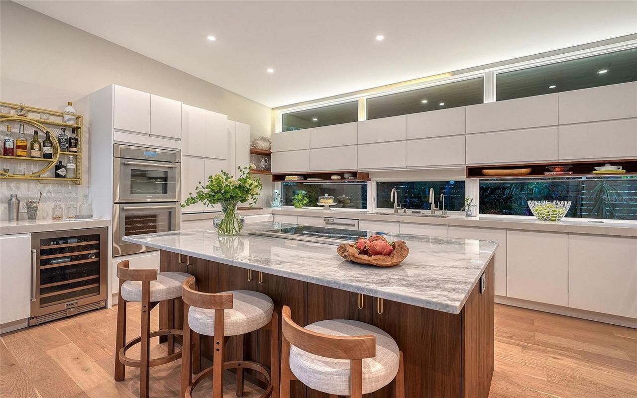 1731 Cunliff Lane, Sarasota, FL 34239 Photo